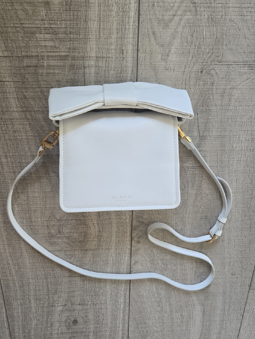 Ted Baker White Leather Bow-Accent Crossbody Bag